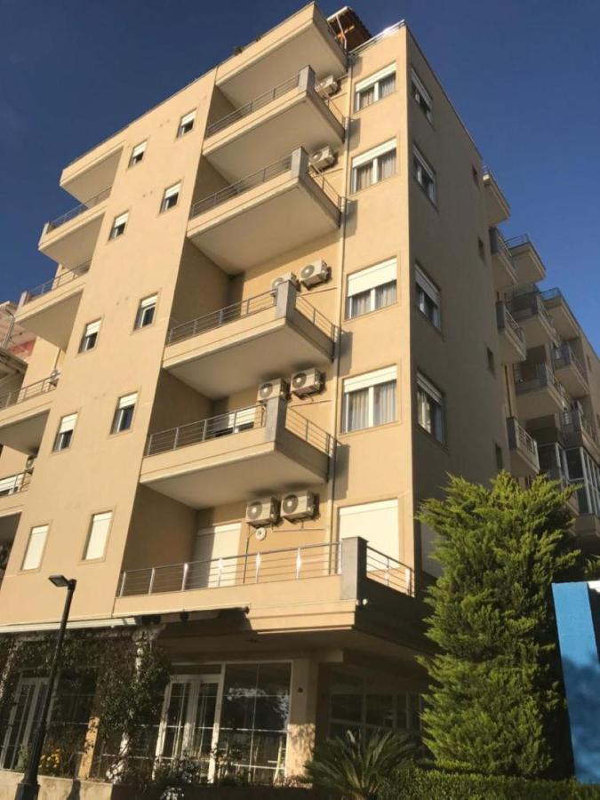 Eval Sarandë