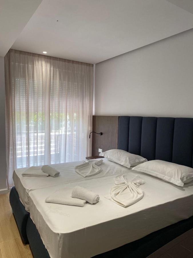 Eval Aparthotel