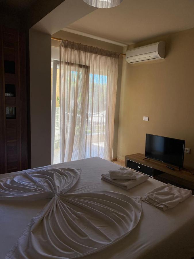 Eval 4* Saranda